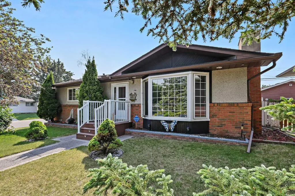 8627 Athabasca Street SE Calgary AB T2H1S2