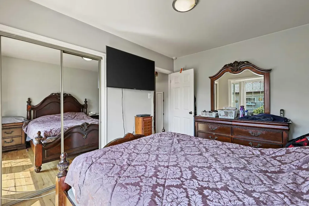 8627 Athabasca Street SE Calgary AB T2H1S2