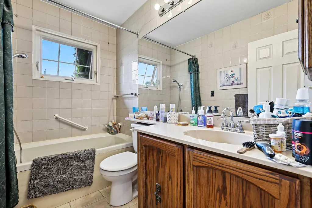 8627 Athabasca Street SE Calgary AB T2H1S2