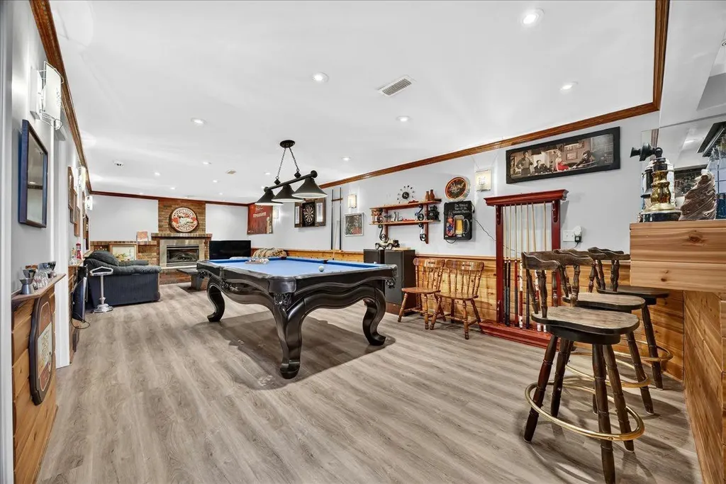 8627 Athabasca Street SE Calgary AB T2H1S2