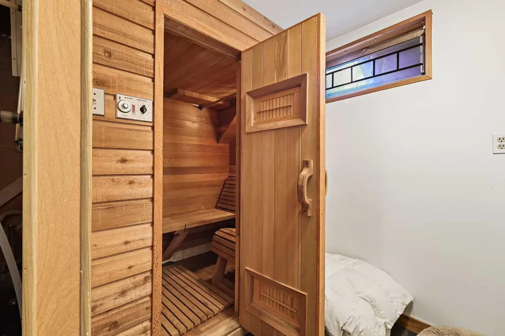 8627 Athabasca Street SE Calgary AB T2H1S2