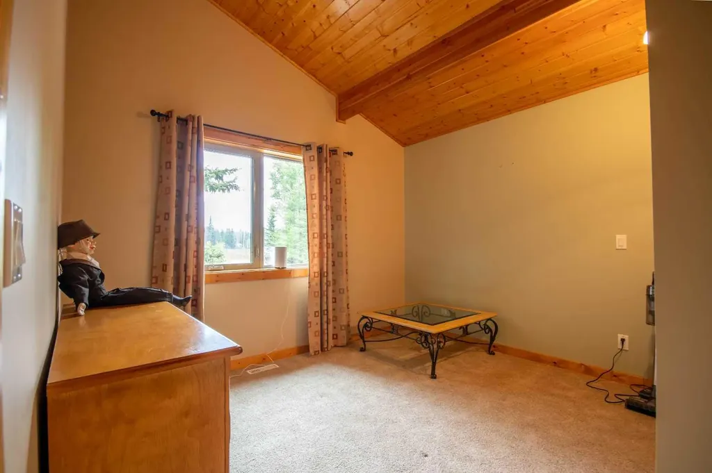 32433 Range Road 61 Rural Mountain View County AB T0M 1X0