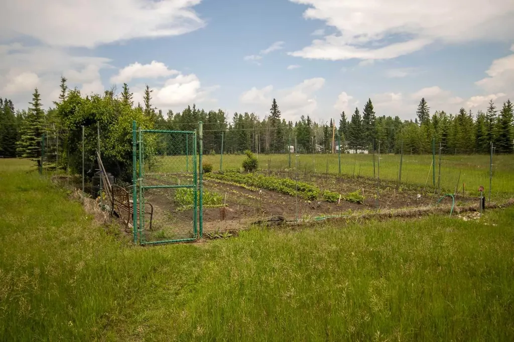 32433 Range Road 61 Rural Mountain View County AB T0M 1X0