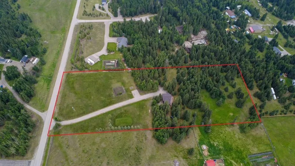 32433 Range Road 61 Rural Mountain View County AB T0M 1X0