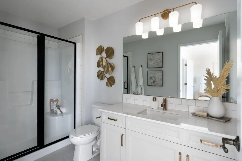 12 Belmont Place SW Calgary AB T2X 5T6