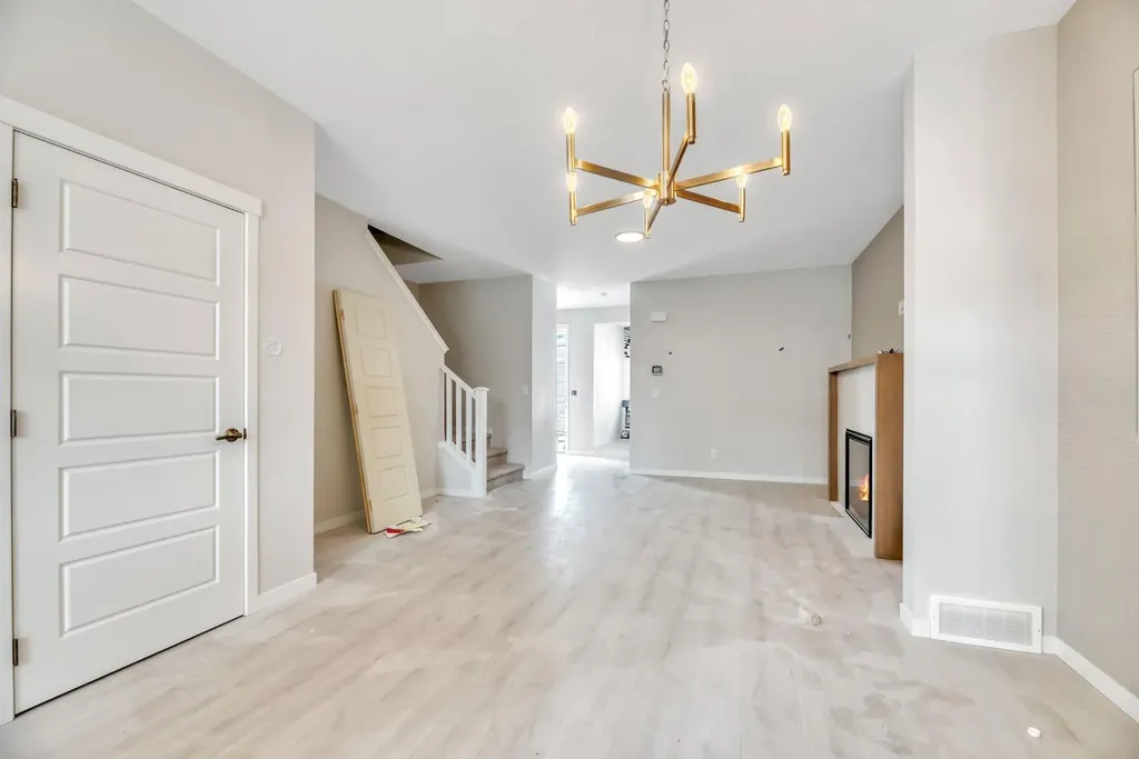 12 Belmont Place SW Calgary AB T2X 5T6