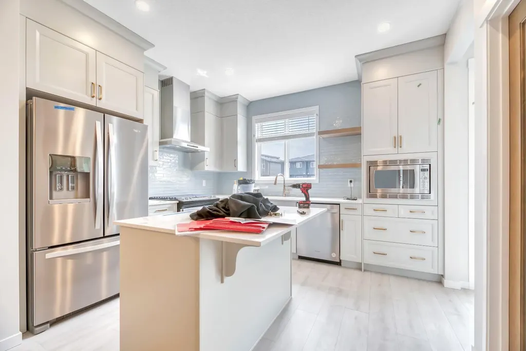 12 Belmont Place SW Calgary AB T2X 5T6