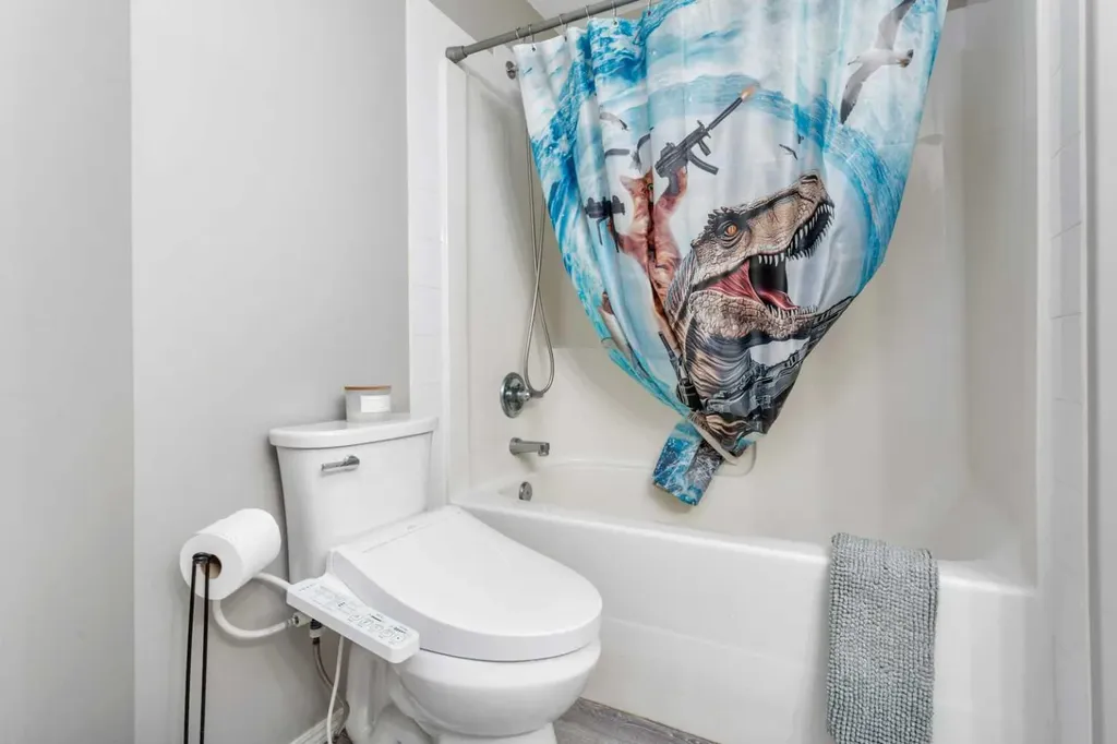 121 Wilkinson Circle Sylvan Lake AB T4S 2N7