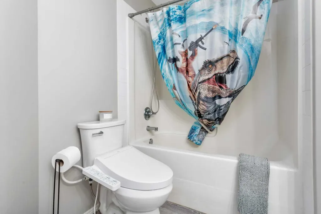 121 Wilkinson Circle Sylvan Lake AB T4S 2N7