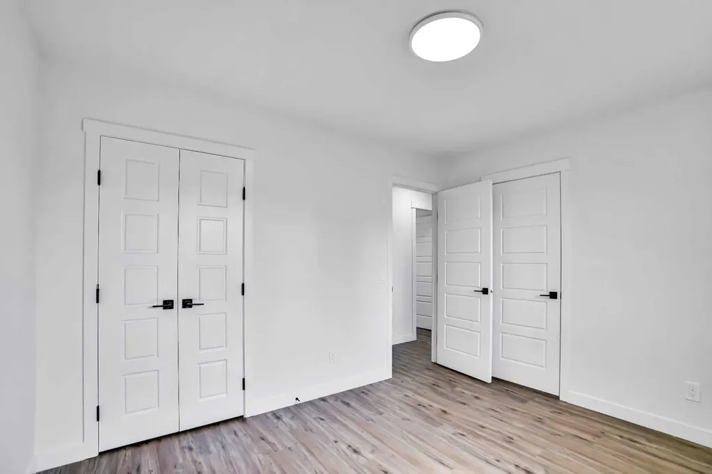 156 Pensville Road SE Calgary AB T2A 3R5