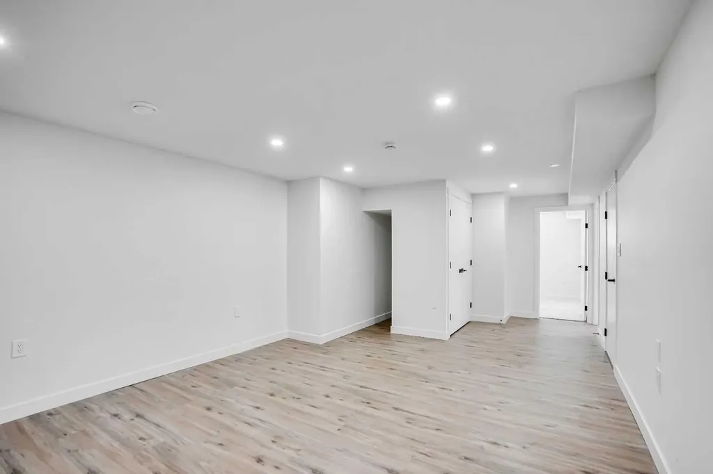 156 Pensville Road SE Calgary AB T2A 3R5