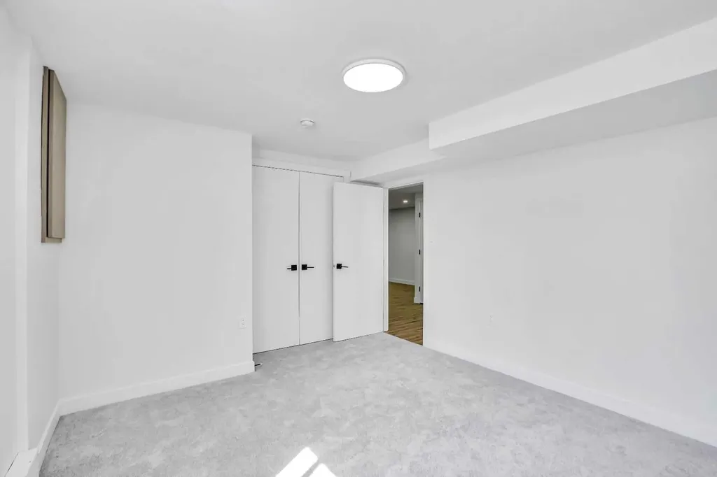 156 Pensville Road SE Calgary AB T2A 3R5
