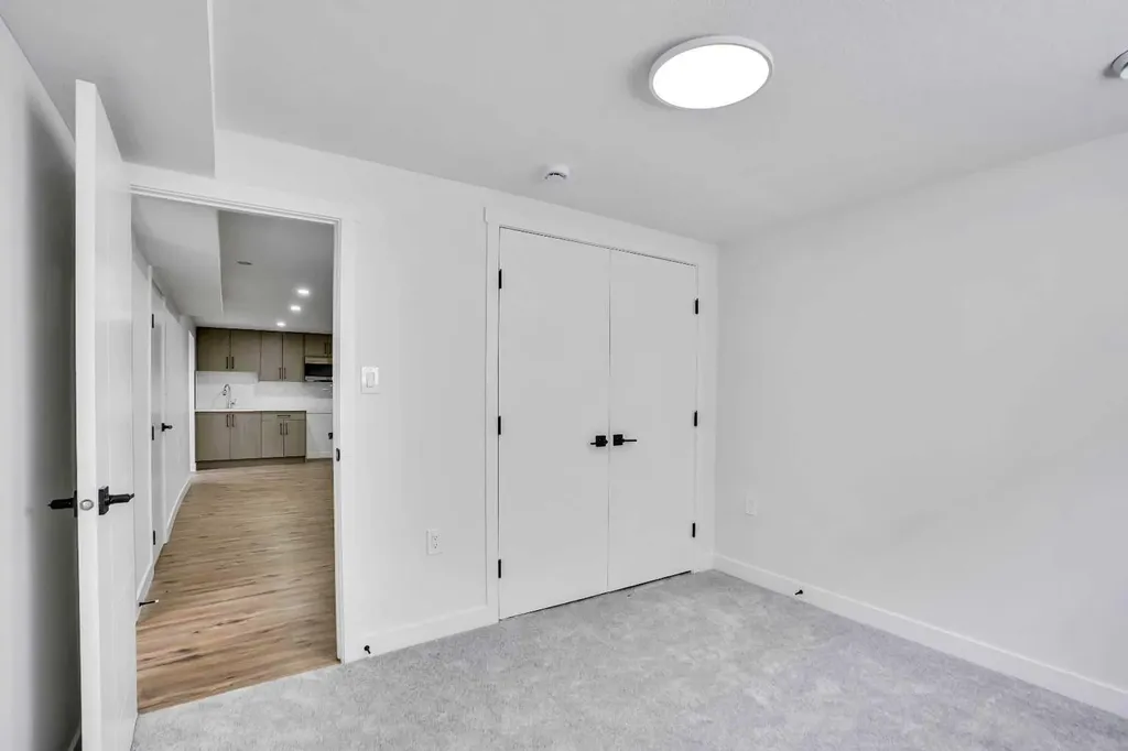 156 Pensville Road SE Calgary AB T2A 3R5