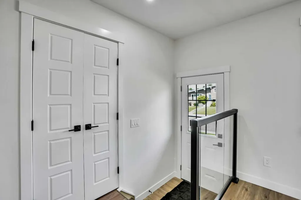 156 Pensville Road SE Calgary AB T2A 3R5