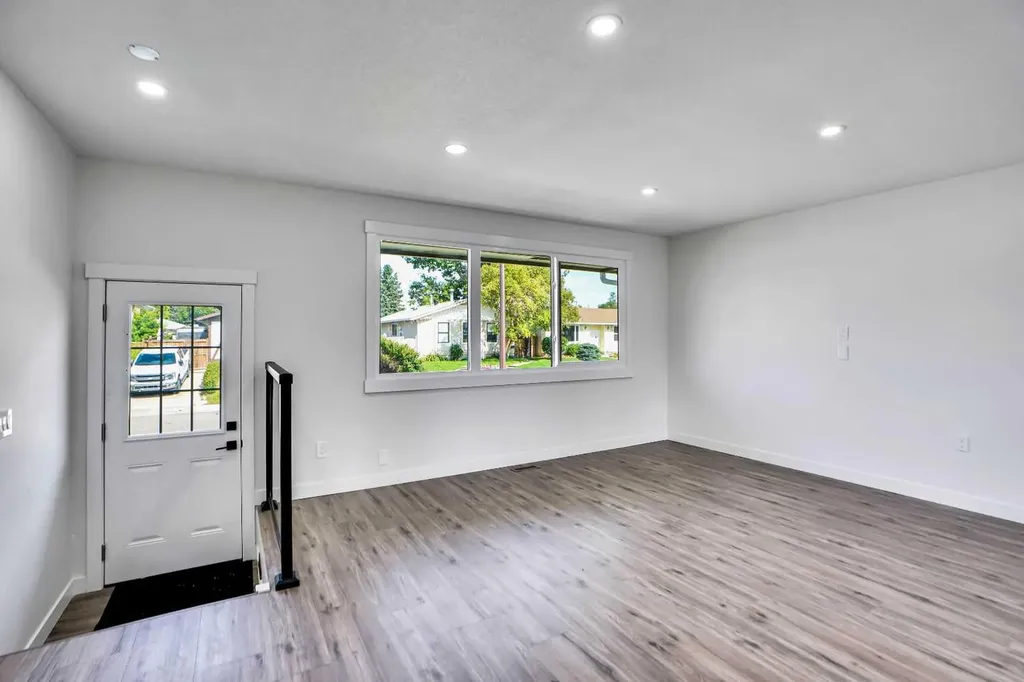 156 Pensville Road SE Calgary AB T2A 3R5