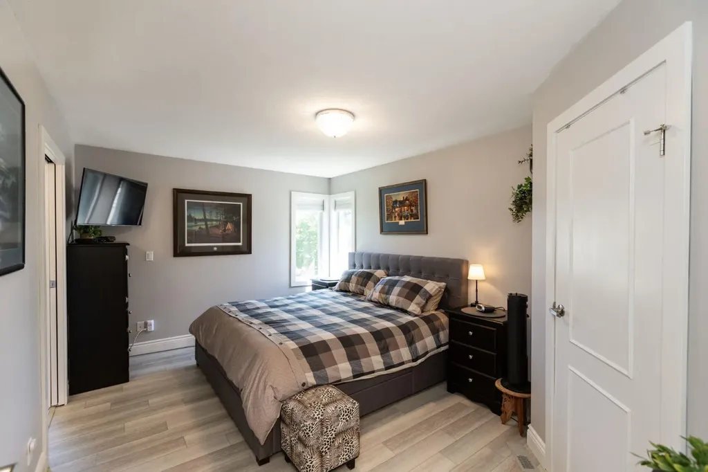 4510 54a Avenue Crescent Innisfail AB T4G1X8