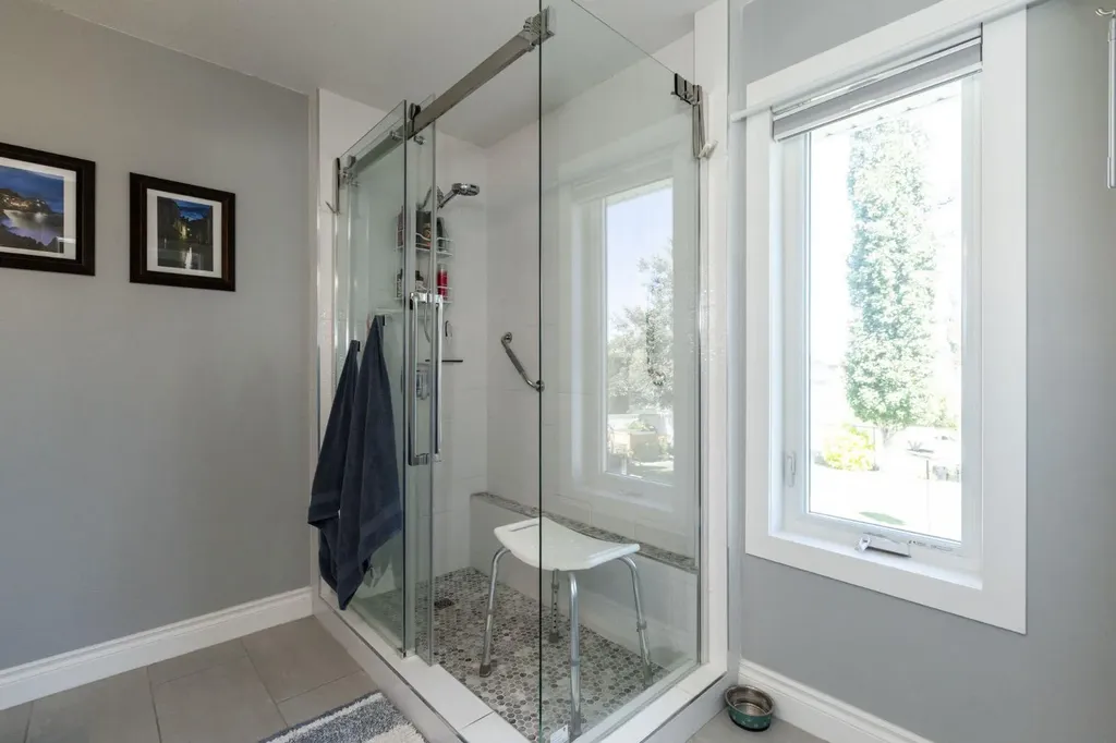 4510 54a Avenue Crescent Innisfail AB T4G1X8