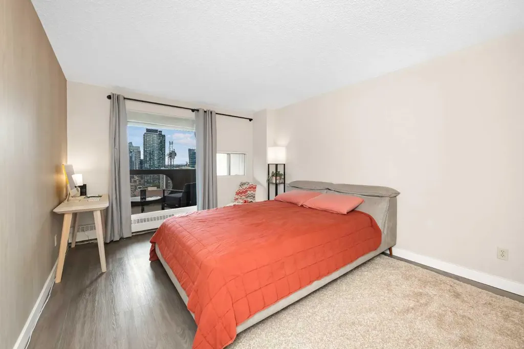 221 6 Avenue SE Calgary AB T2G 4Z9
