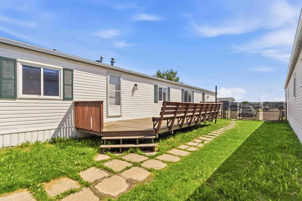 448 Cree Road Fort Mcmurray AB T9K 1Y6