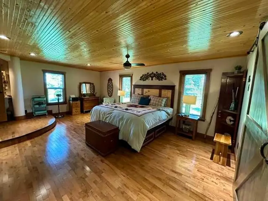 48502 Highway 833 Rural Camrose County AB T4V 1X8