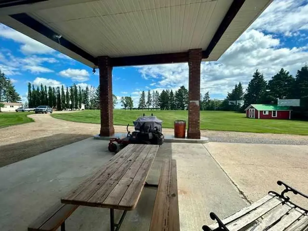 48502 Highway 833 Rural Camrose County AB T4V 1X8