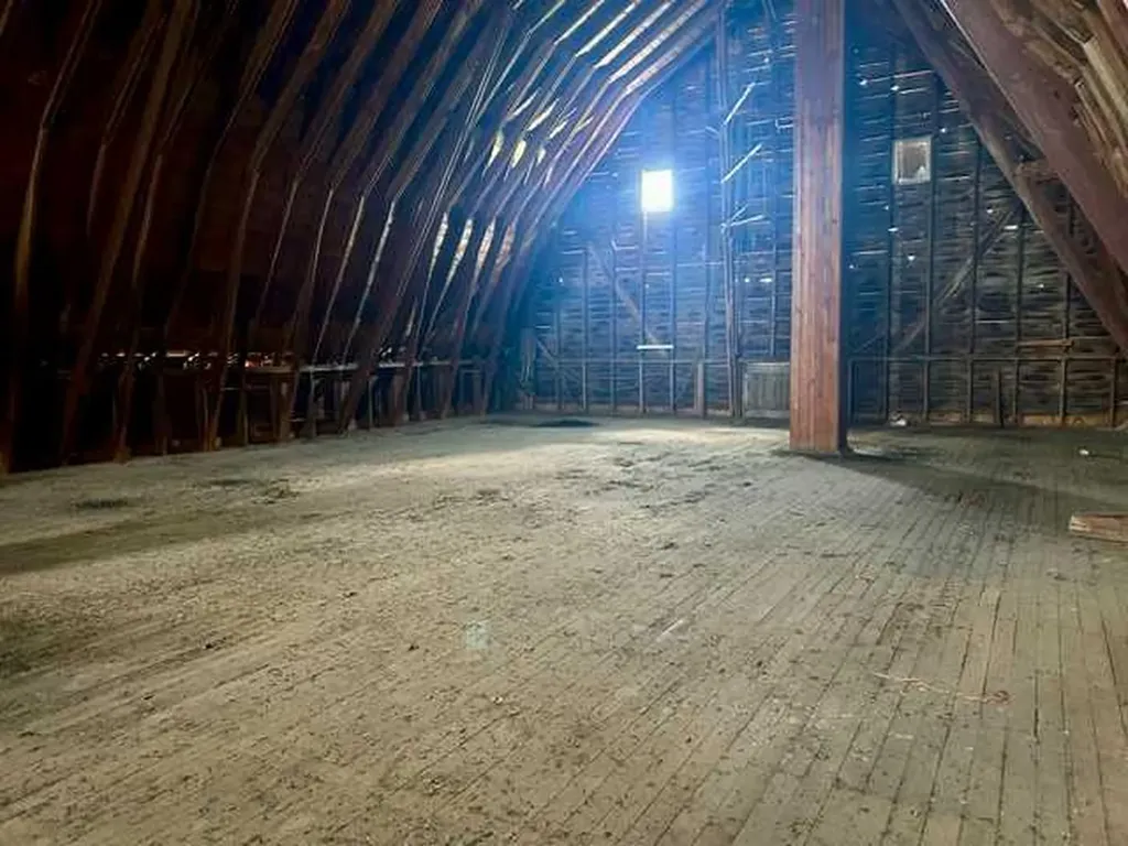 48502 Highway 833 Rural Camrose County AB T4V 1X8