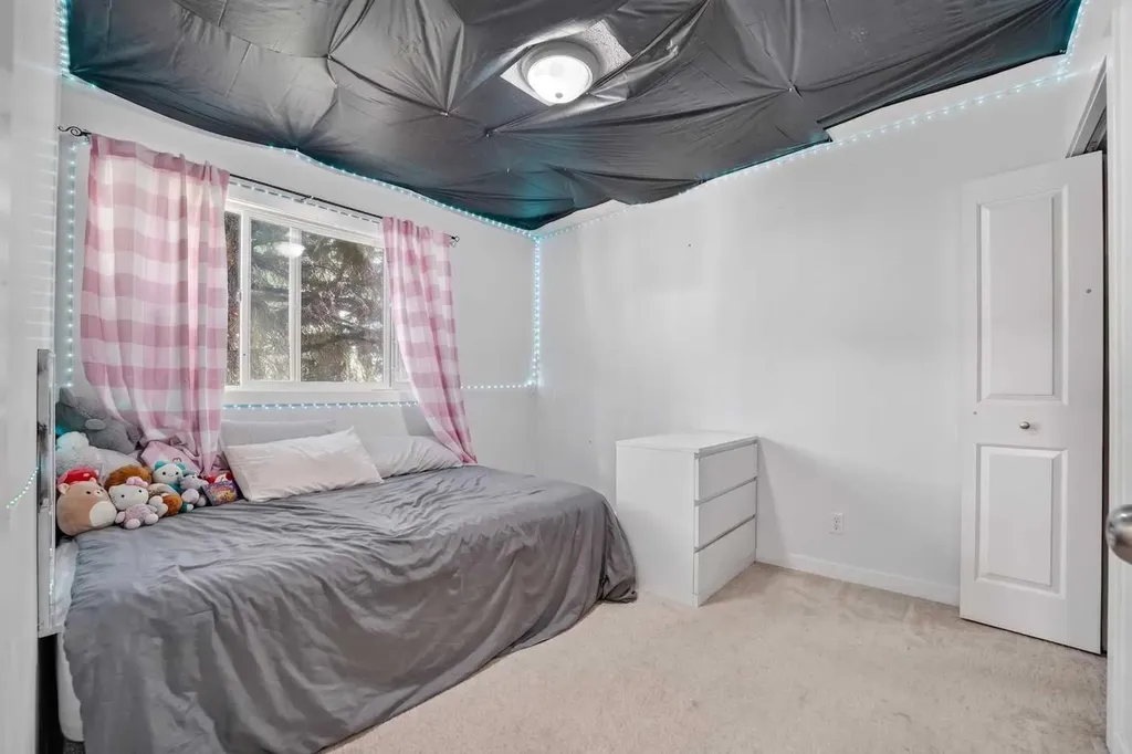 275 Columbia Boulevard W Lethbridge AB T1K 4B8