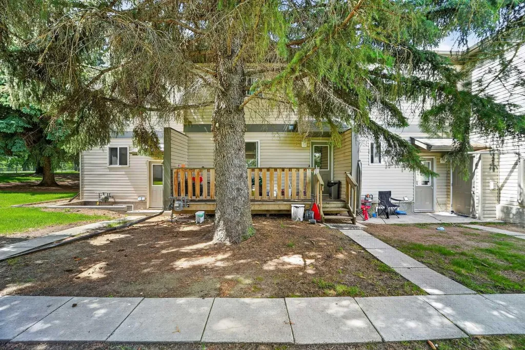 275 Columbia Boulevard W Lethbridge AB T1K 4B8
