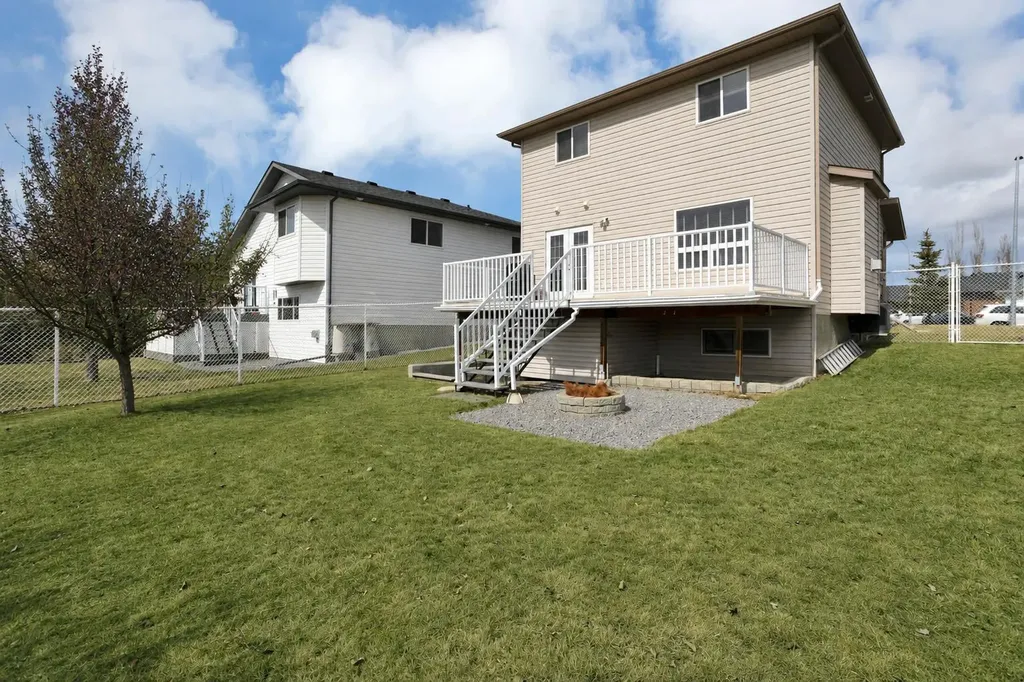 19 Oxley Close Red Deer AB T4P 0B8