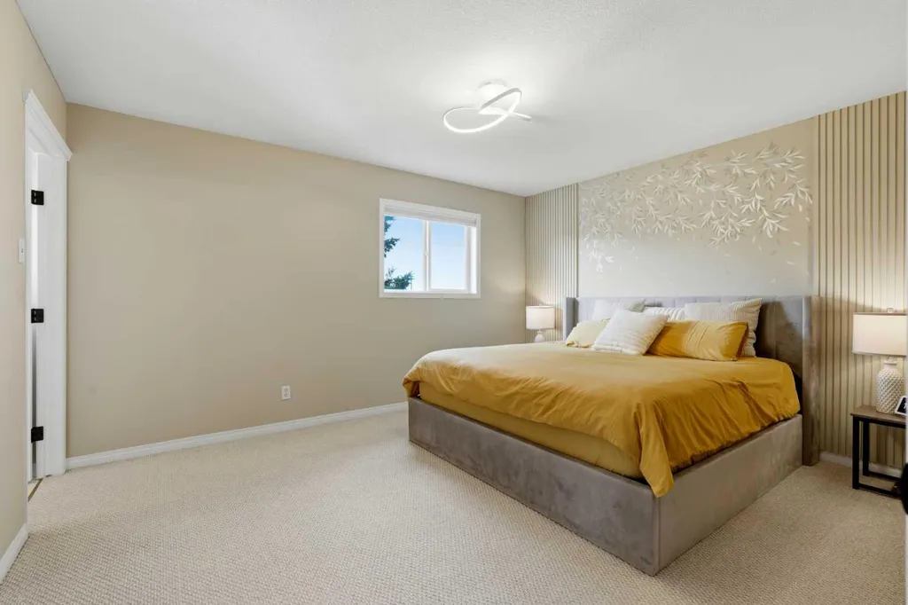 15 Silver Springs Way NW Airdrie AB T4B2W1