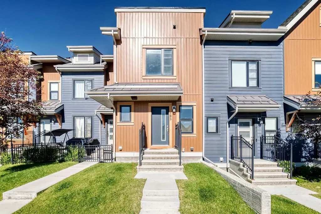 193 Livingston Common NE Calgary AB T3P 1K1