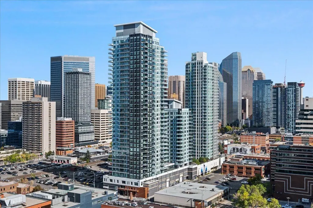 1111 10 Street SW Calgary AB T2R 1E3