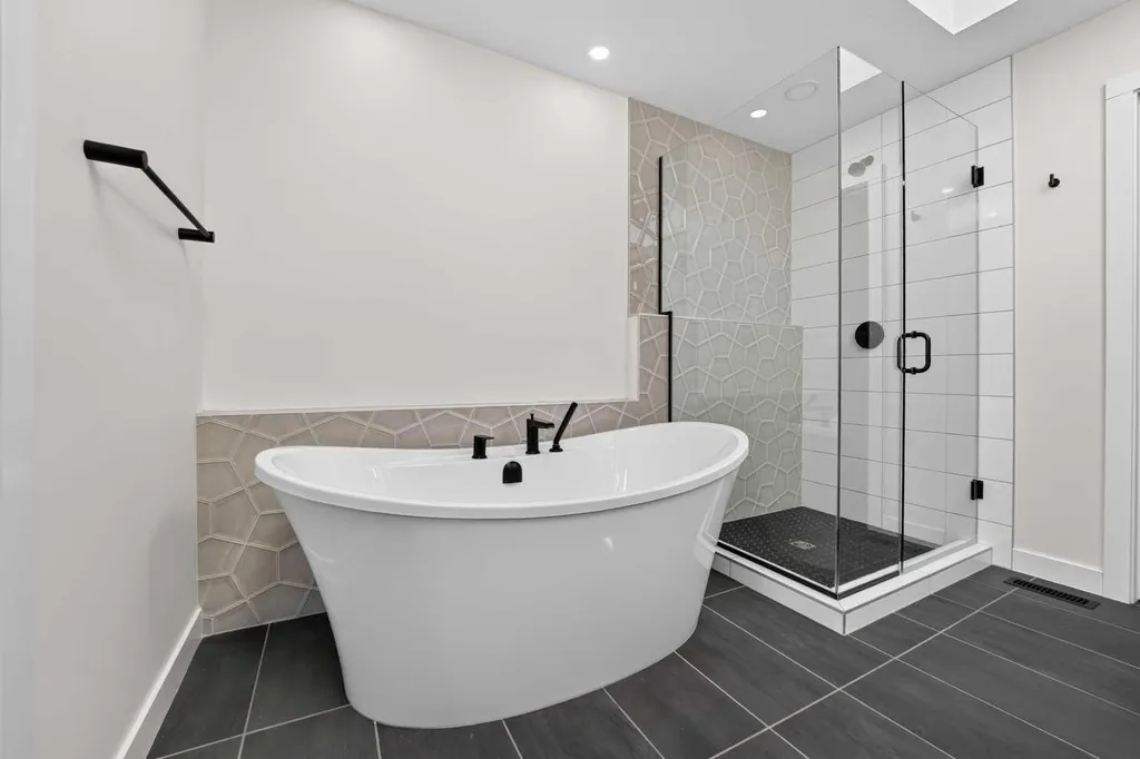 1039 Caledonia Place W Lethbridge AB T1J 5W1