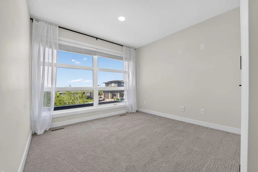 1039 Caledonia Place W Lethbridge AB T1J 5W1