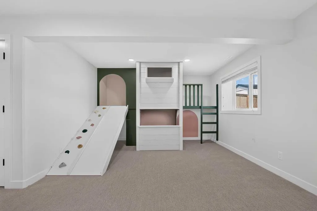 1039 Caledonia Place W Lethbridge AB T1J 5W1