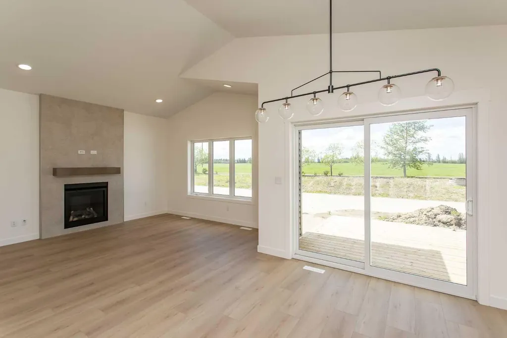 60 Emmett Crescent Red Deer AB T4P 3G7