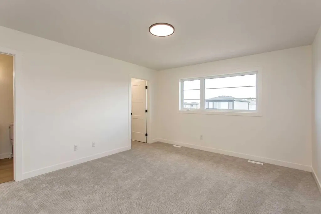 60 Emmett Crescent Red Deer AB T4P 3G7