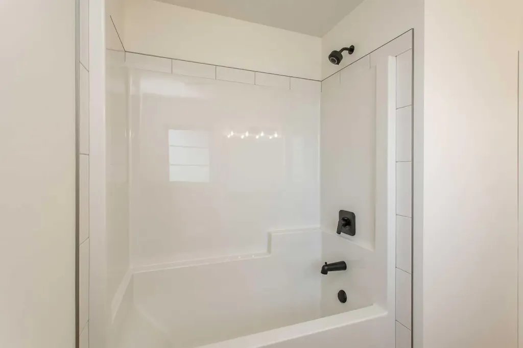 60 Emmett Crescent Red Deer AB T4P 3G7