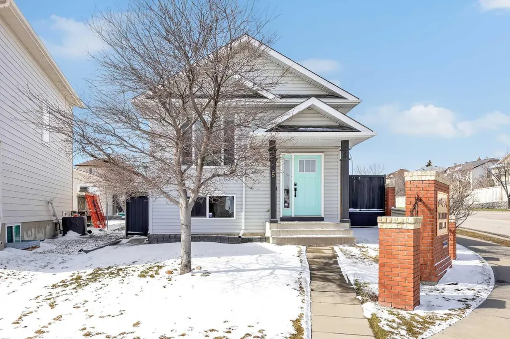 5 Country Hills Drive NW Calgary AB T3K 4S5