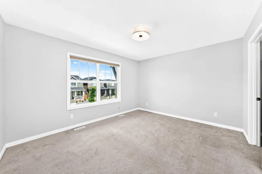 49 Legacy Glen Place SE Calgary AB T2X 4G8