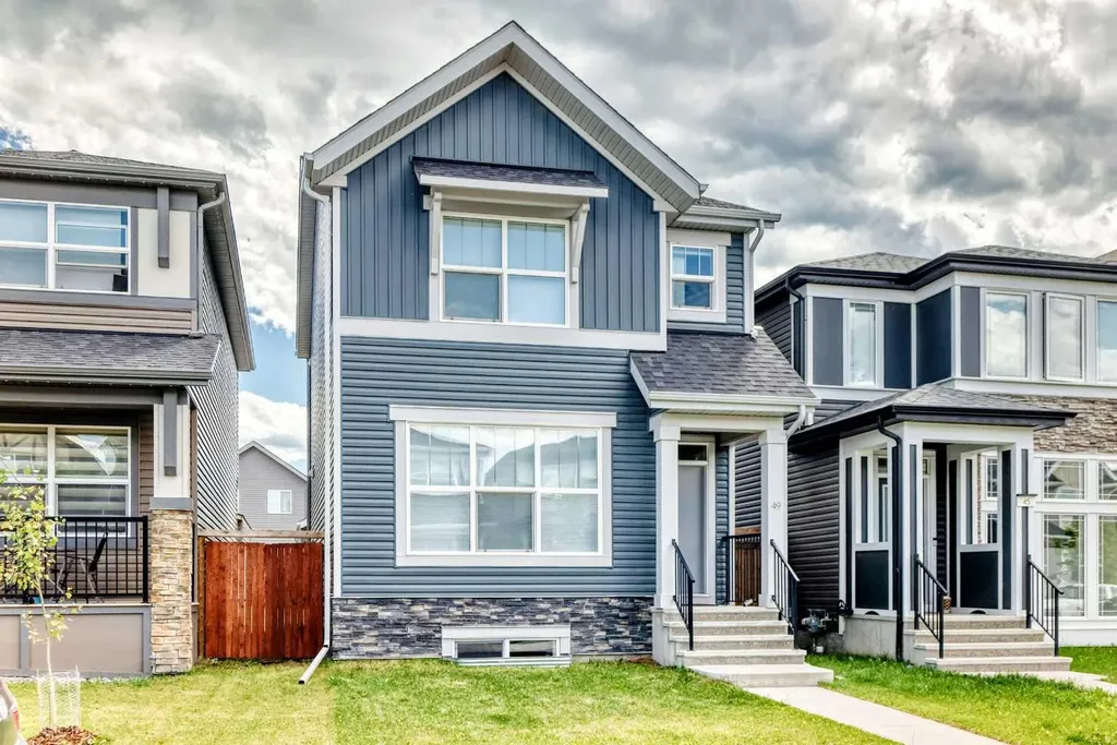 49 Legacy Glen Place SE Calgary AB T2X 4G8