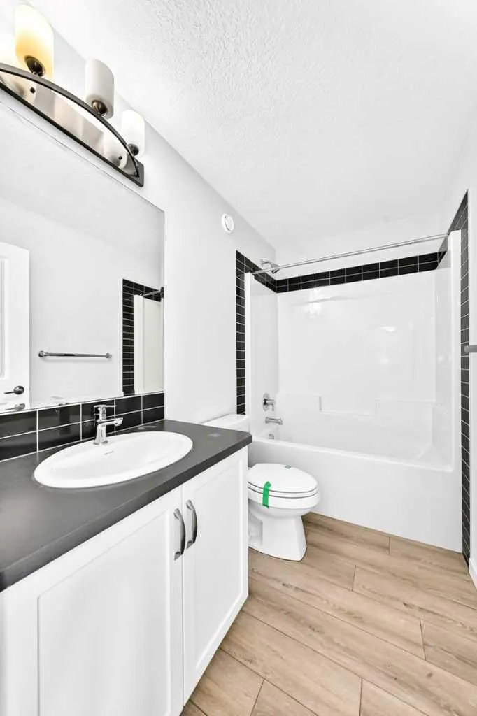 49 Legacy Glen Place SE Calgary AB T2X 4G8