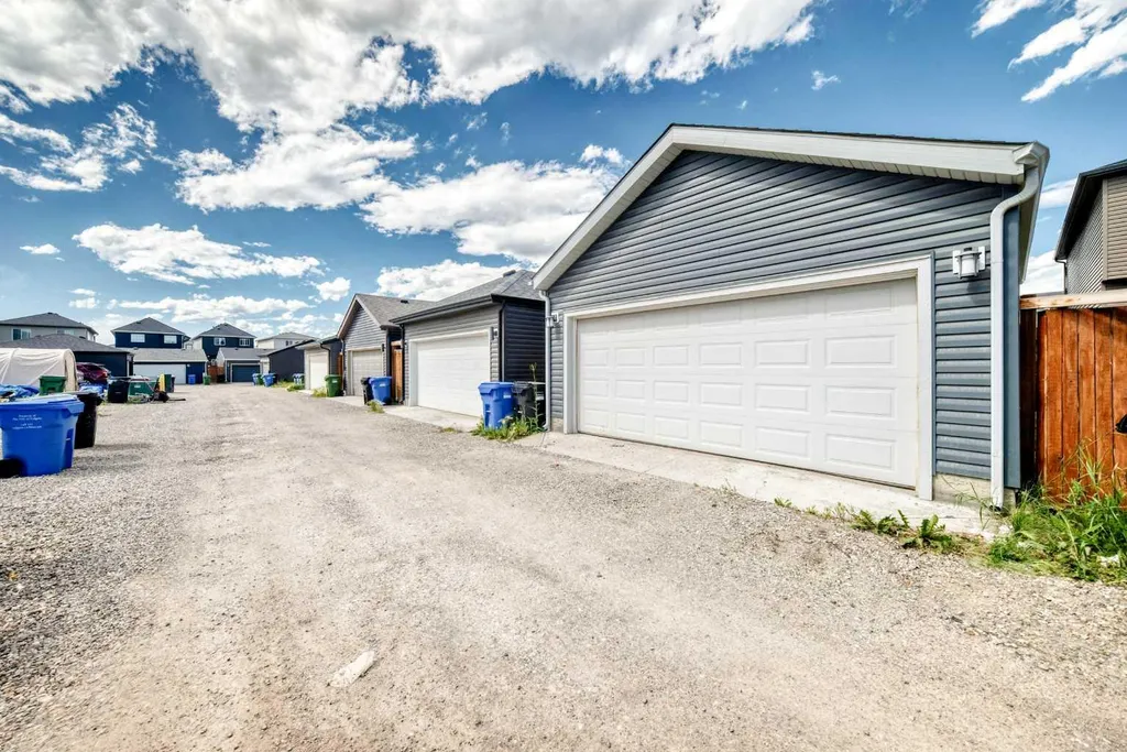 49 Legacy Glen Place SE Calgary AB T2X 4G8