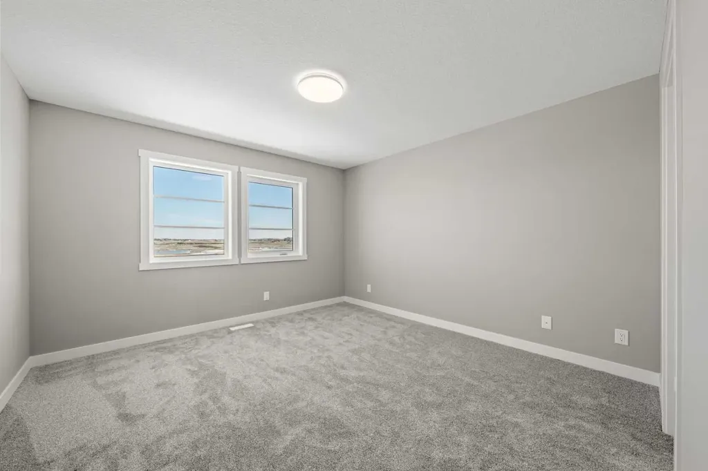 656 Sora Boulevard SE Calgary AB T3S 0L6