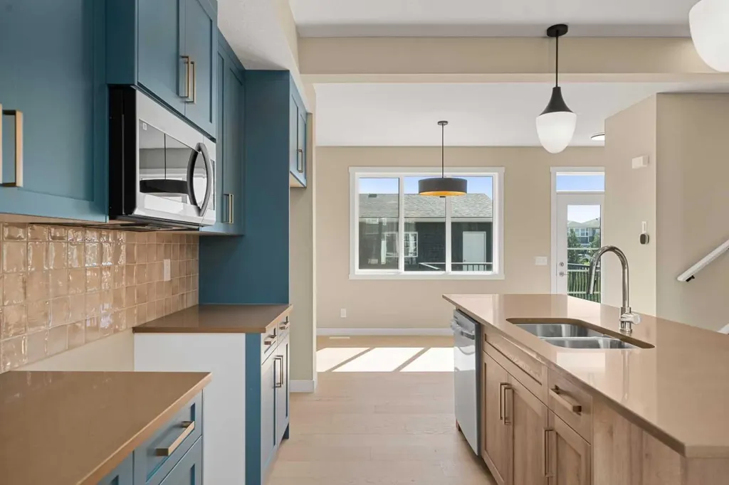 416 Sora Boulevard SE Calgary AB T3S 0M2