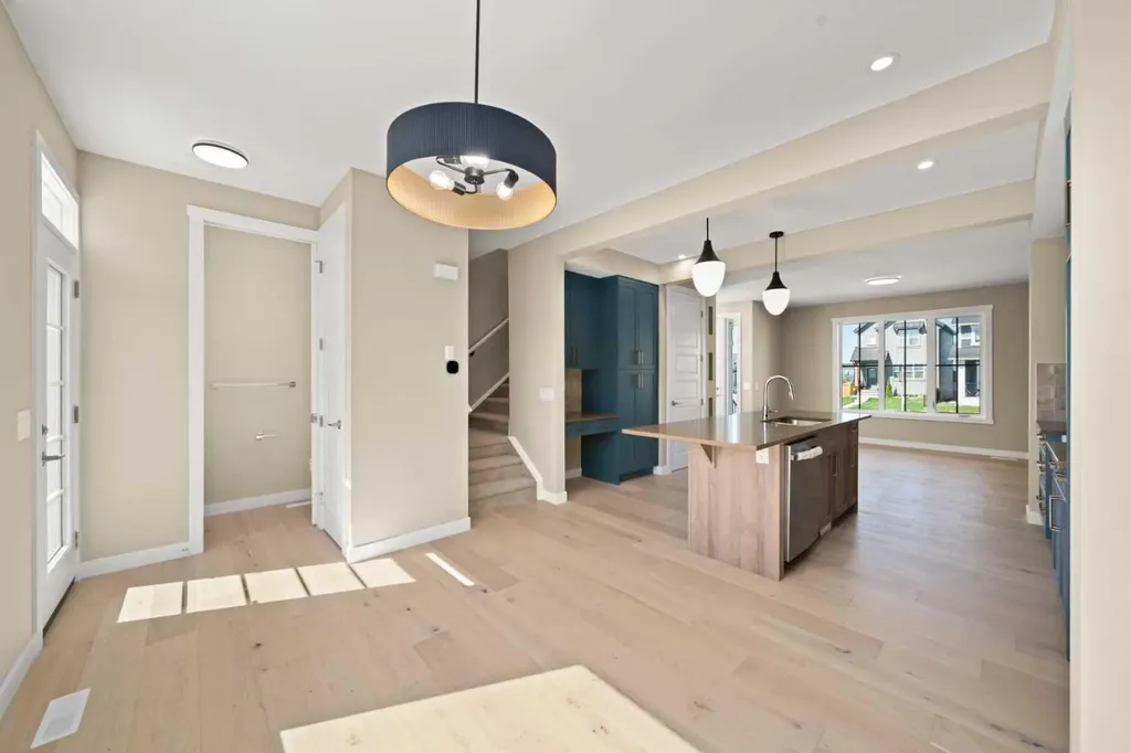 416 Sora Boulevard SE Calgary AB T3S 0M2