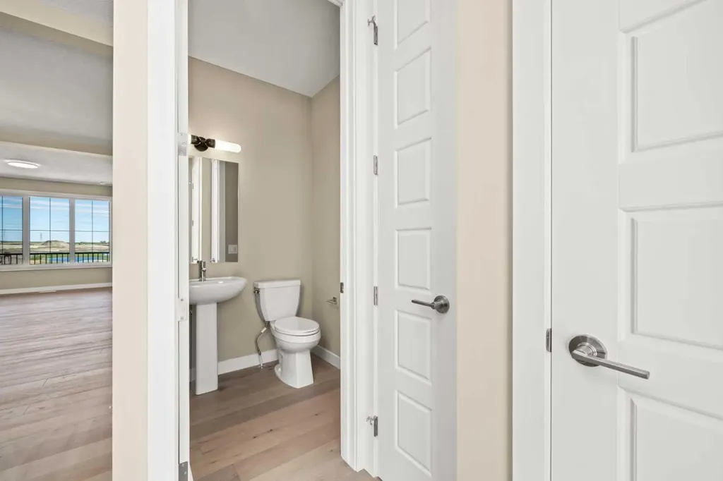 676 Sora Boulevard SE Calgary AB T3S0L6