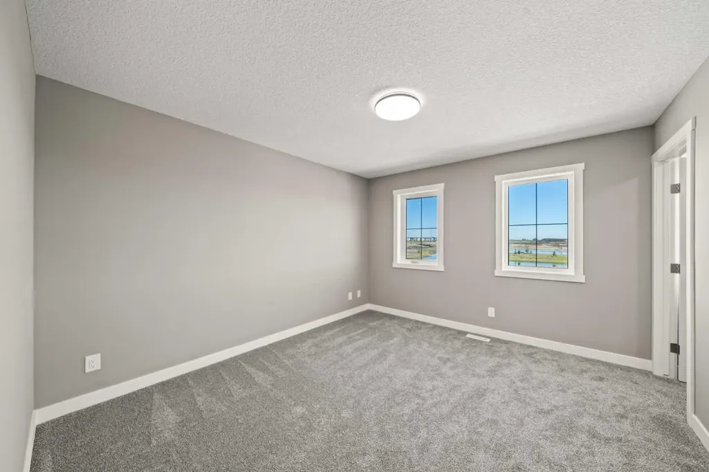 644 Sora Boulevard SE Calgary AB T3S 0L6
