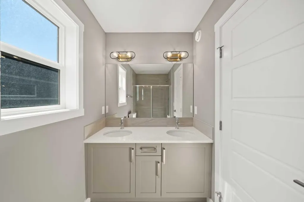 644 Sora Boulevard SE Calgary AB T3S 0L6