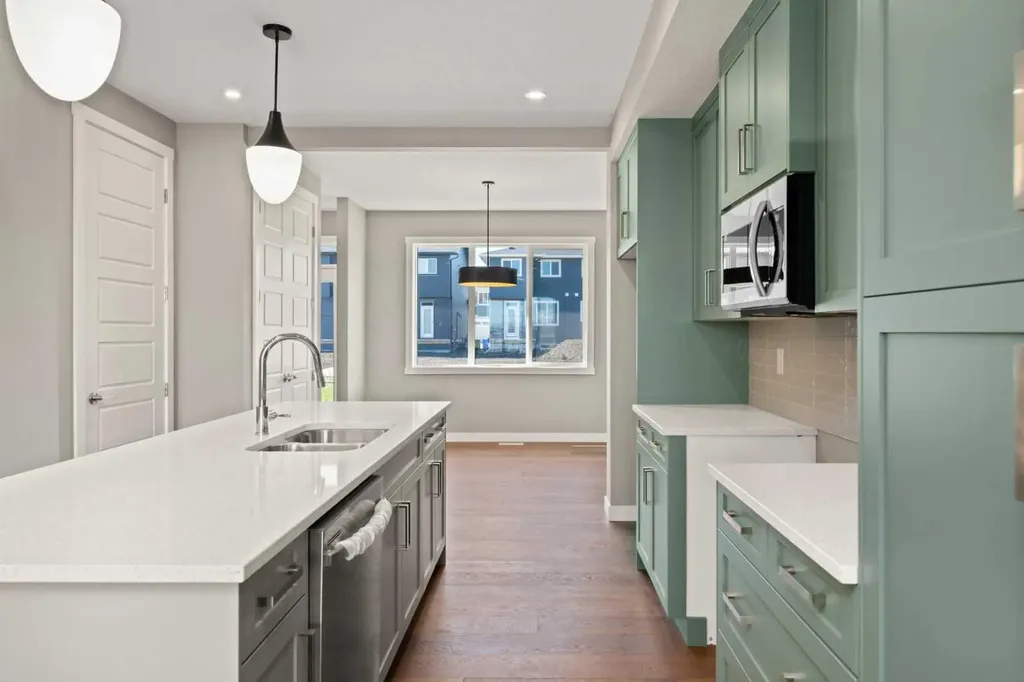 644 Sora Boulevard SE Calgary AB T3S 0L6
